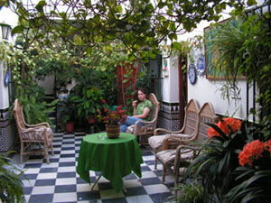 Diana in der Pension in El Rocío