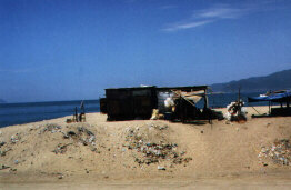Reste des Fischerviertels am Strand von Nha Trang